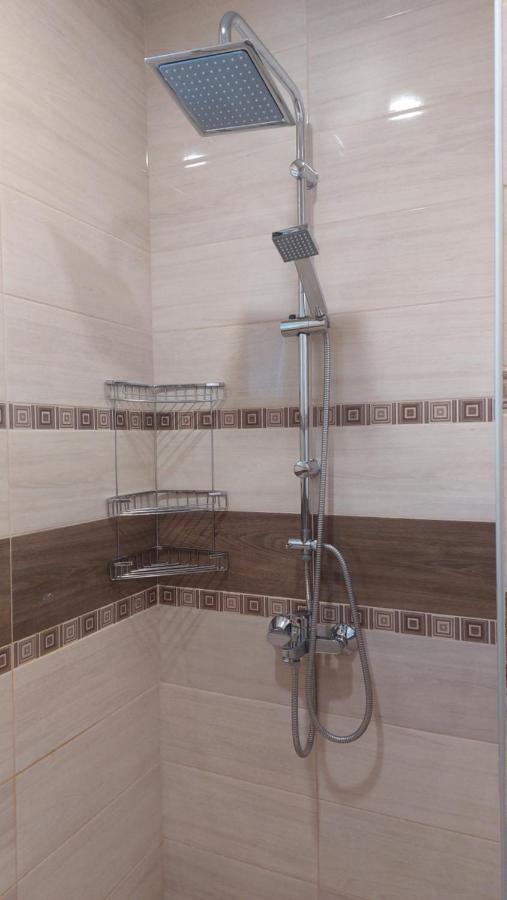 Апартамент Pink & Blue - 2Bdr With Balcony - Wi-Fi Βάρνα Εξωτερικό φωτογραφία