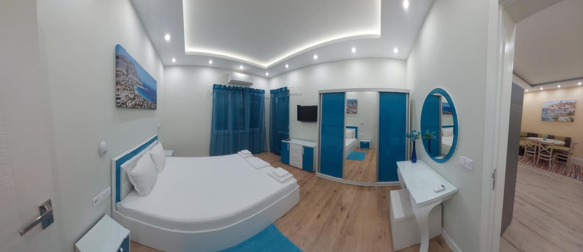 Апартамент Pink & Blue - 2Bdr With Balcony - Wi-Fi Βάρνα Εξωτερικό φωτογραφία