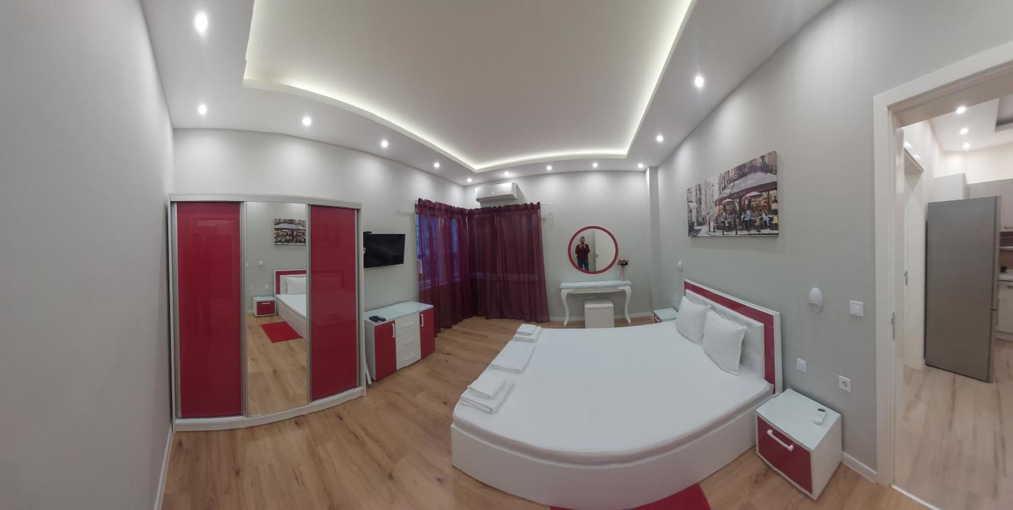 Апартамент Pink & Blue - 2Bdr With Balcony - Wi-Fi Βάρνα Εξωτερικό φωτογραφία